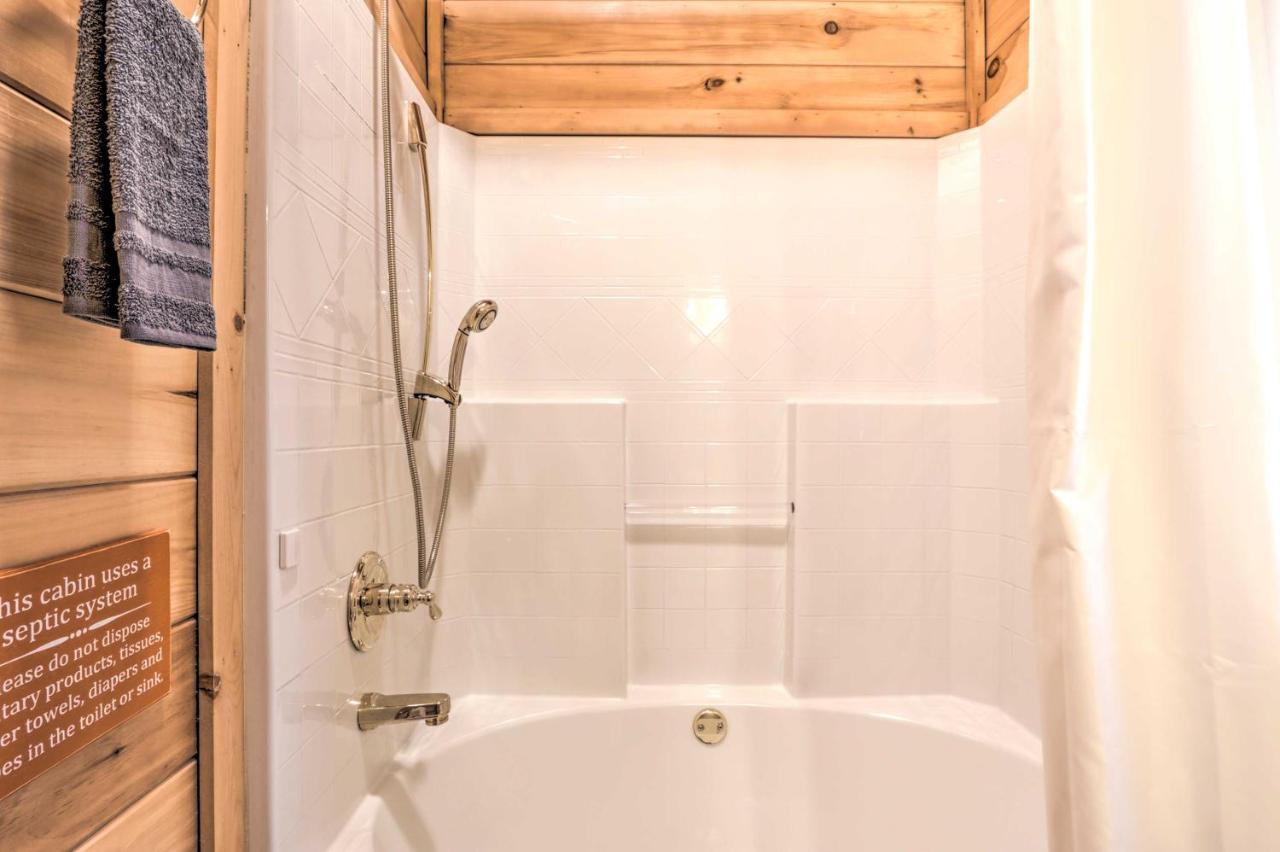 Creekside Sevierville Cabin Game Room And Hot Tub! Экстерьер фото
